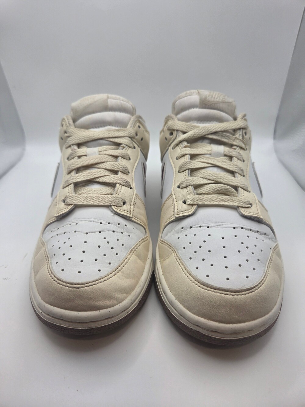 Nike Lace-Up Sneakers Beige White Leather Preowned